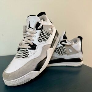 Nike Air Jordan 4 Retro Military Black BQ7669-111 Size 3Y